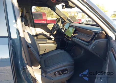 2026 Rivian R1T from USA, damaged, VIN 7FCTGAAP4TN043560